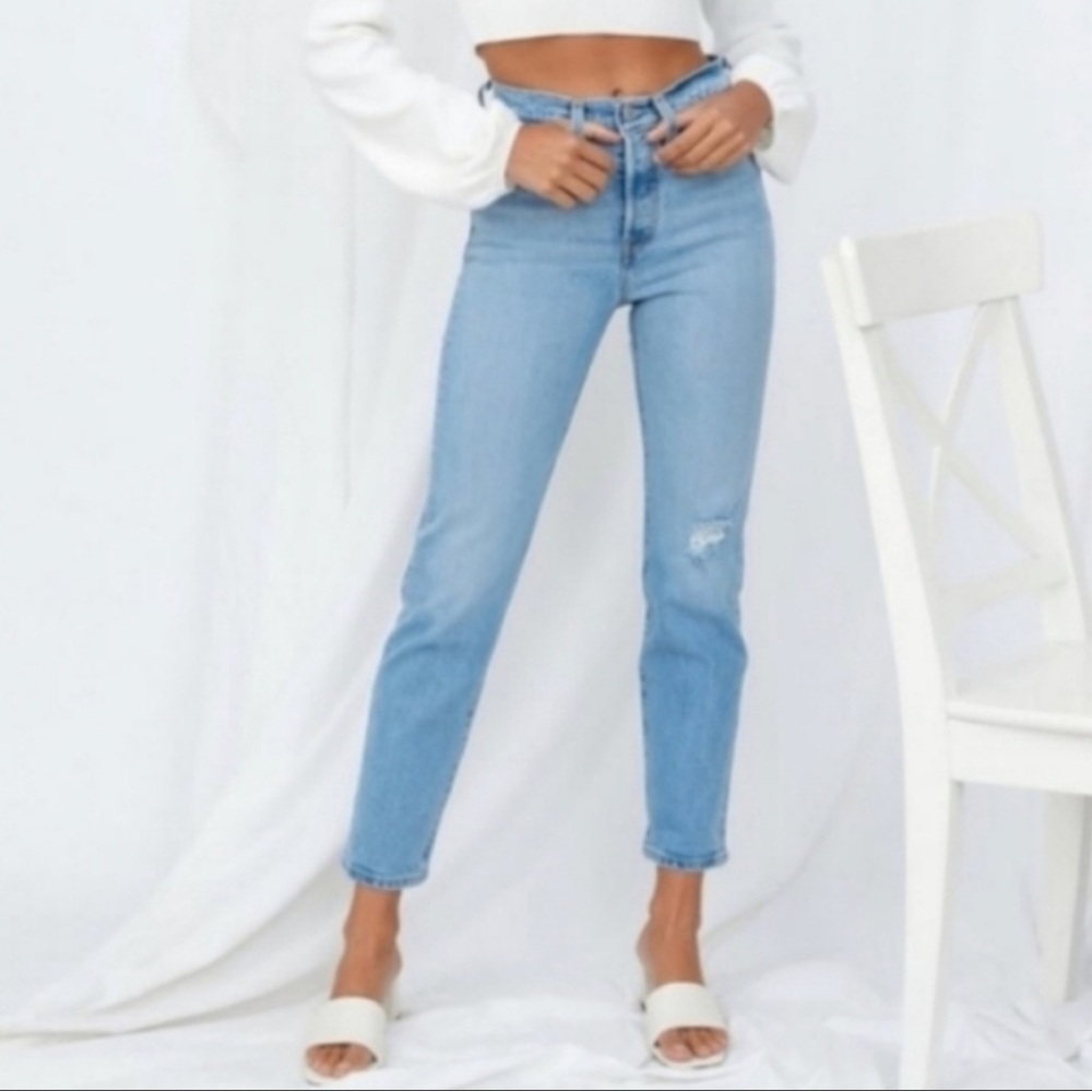 Levi’s Wedgie Straight Leg Jeans in 30 x 26 - Picture 1 of 16